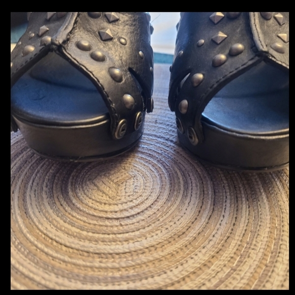 Ariat Mules - Picture 5 of 6